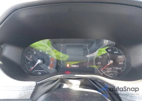 2022 Jeep Compass Latitude 4X4 из США, поврежденный, VIN 3C4NJDBB2NT165521